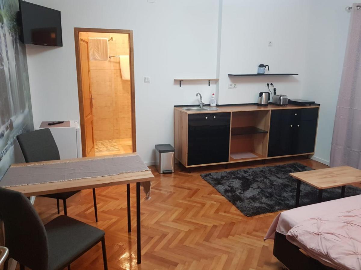 Casa Raia Hotel Brasov Bagian luar foto